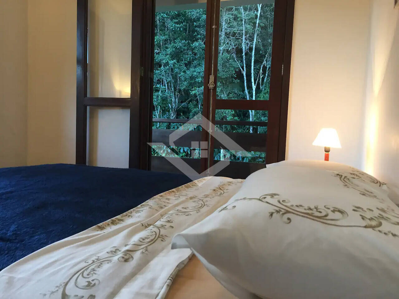 Sítio à venda com 6 quartos, 300m² - Foto 13