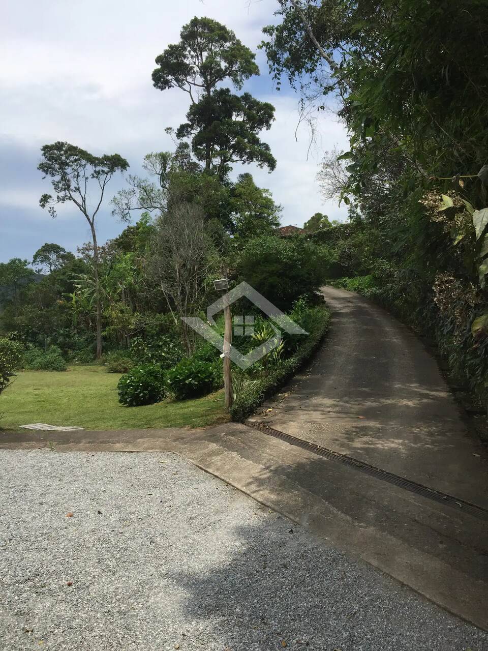 Sítio à venda com 6 quartos, 300m² - Foto 17