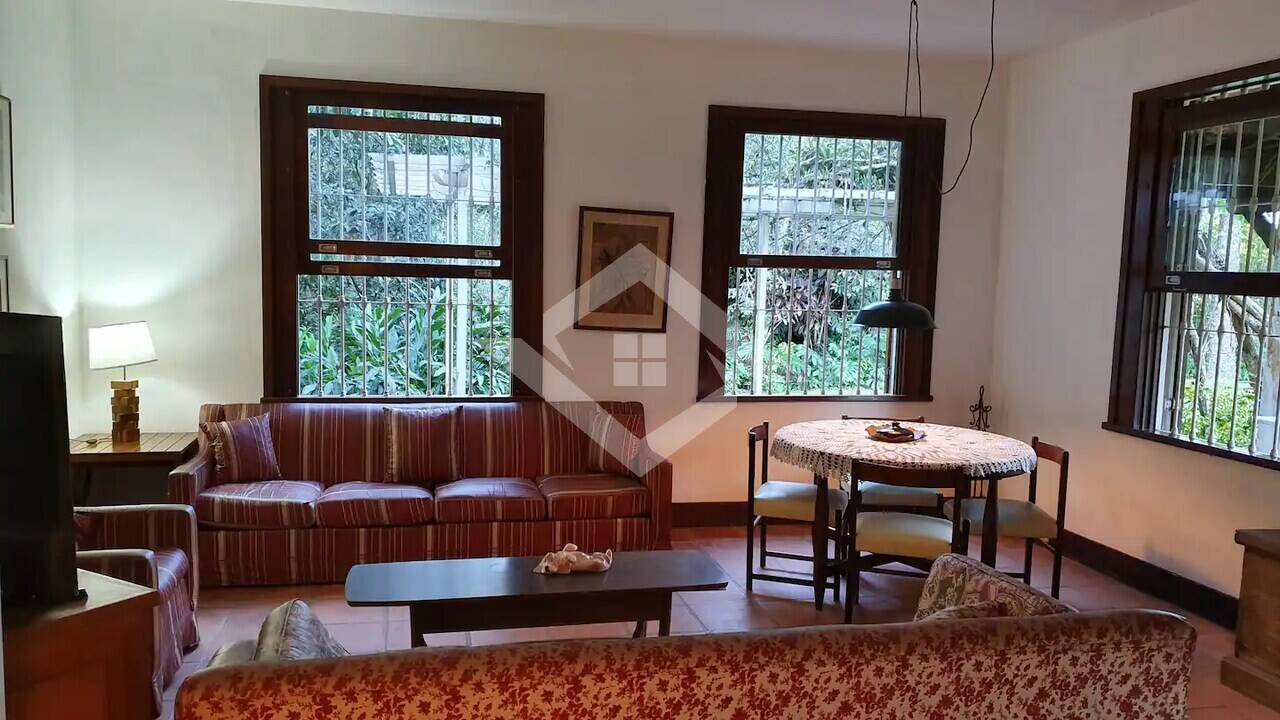 Sítio à venda com 6 quartos, 300m² - Foto 34