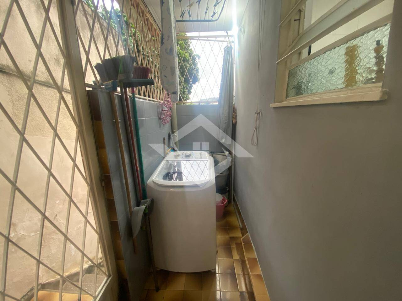 Apartamento à venda com 2 quartos, 50m² - Foto 25