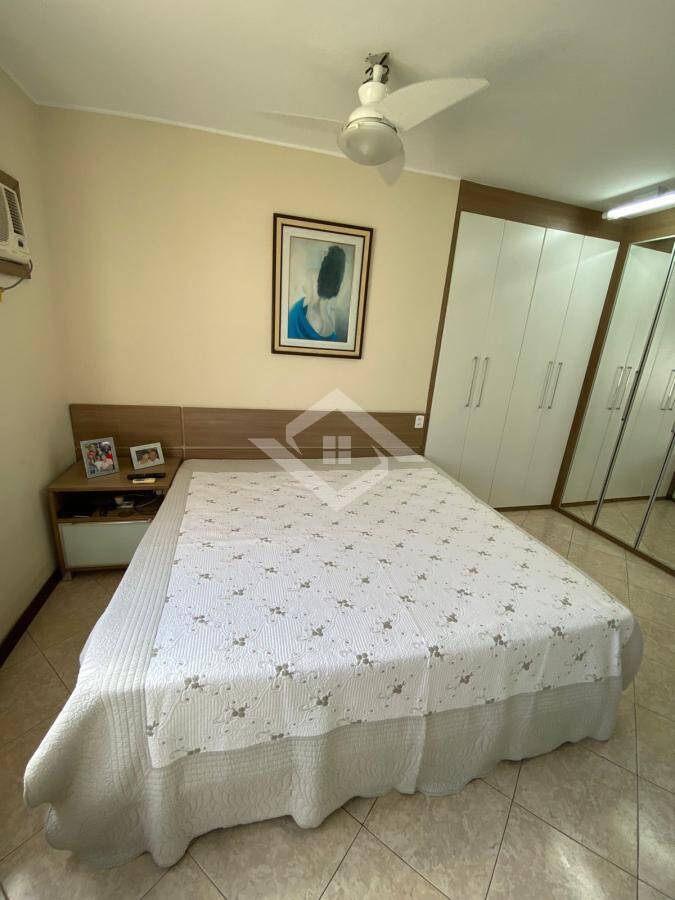Casa à venda com 4 quartos, 560m² - Foto 17