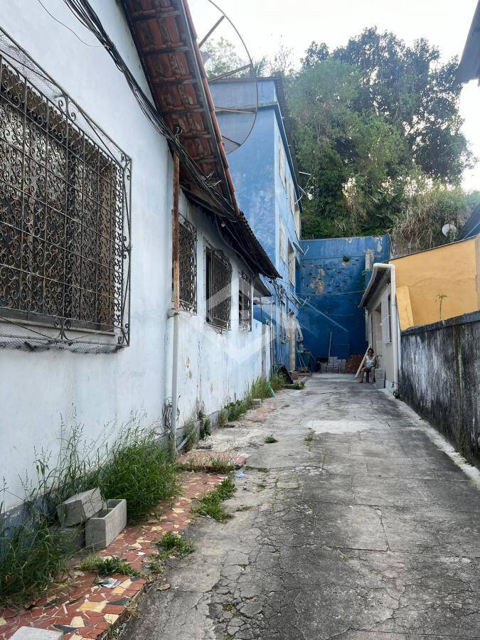 Casa à venda e aluguel com 2 quartos, 50m² - Foto 5