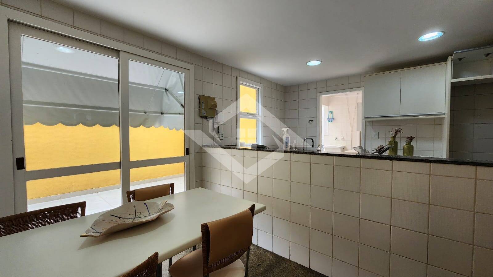 Casa, 4 quartos, 340 m² - Foto 28