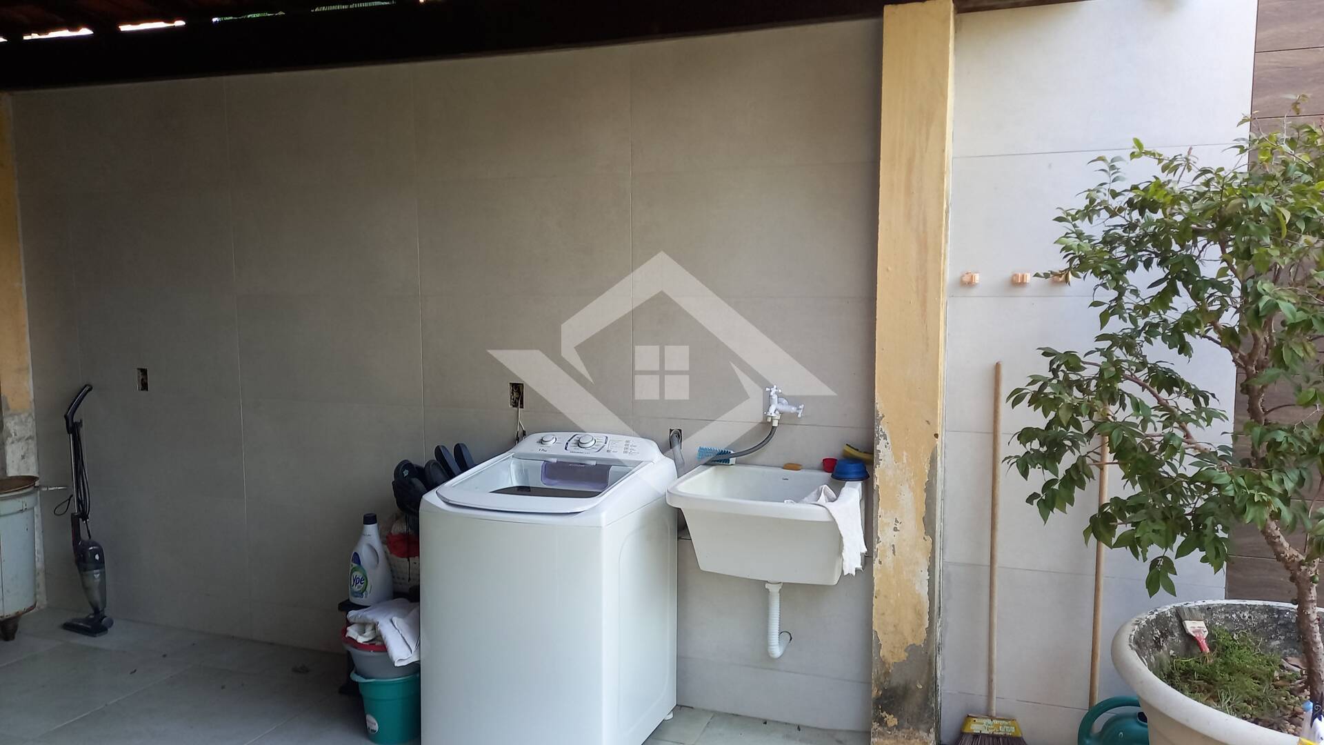 Casa à venda com 4 quartos, 220m² - Foto 25
