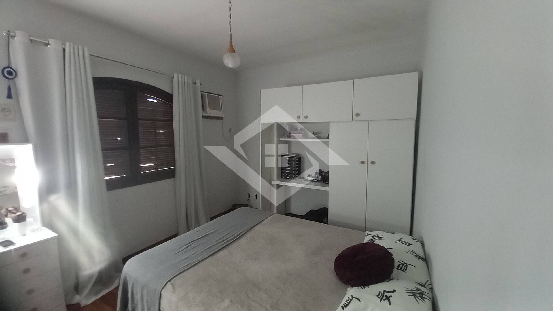 Casa à venda com 4 quartos, 220m² - Foto 23