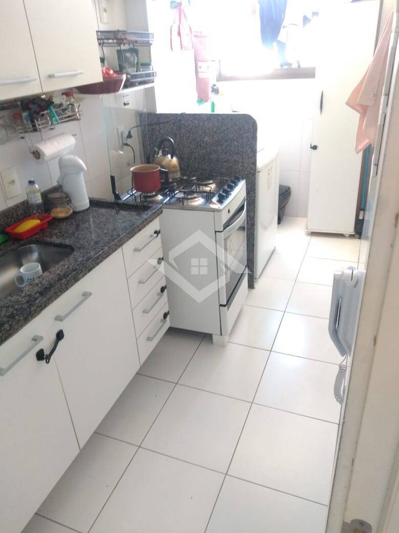 Apartamento à venda e aluguel com 2 quartos, 65m² - Foto 12