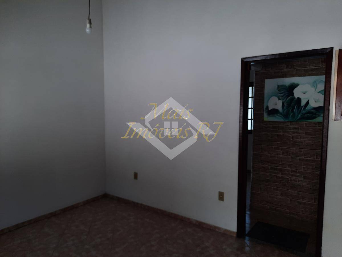 Casa à venda com 2 quartos, 220m² - Foto 9