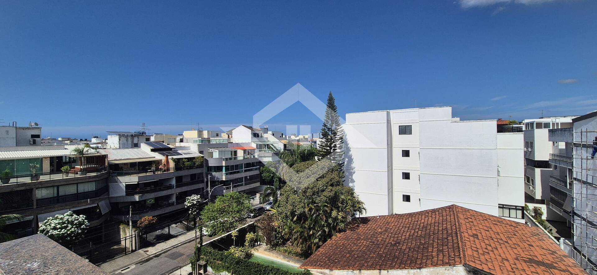 Cobertura à venda e aluguel com 3 quartos, 222m² - Foto 2