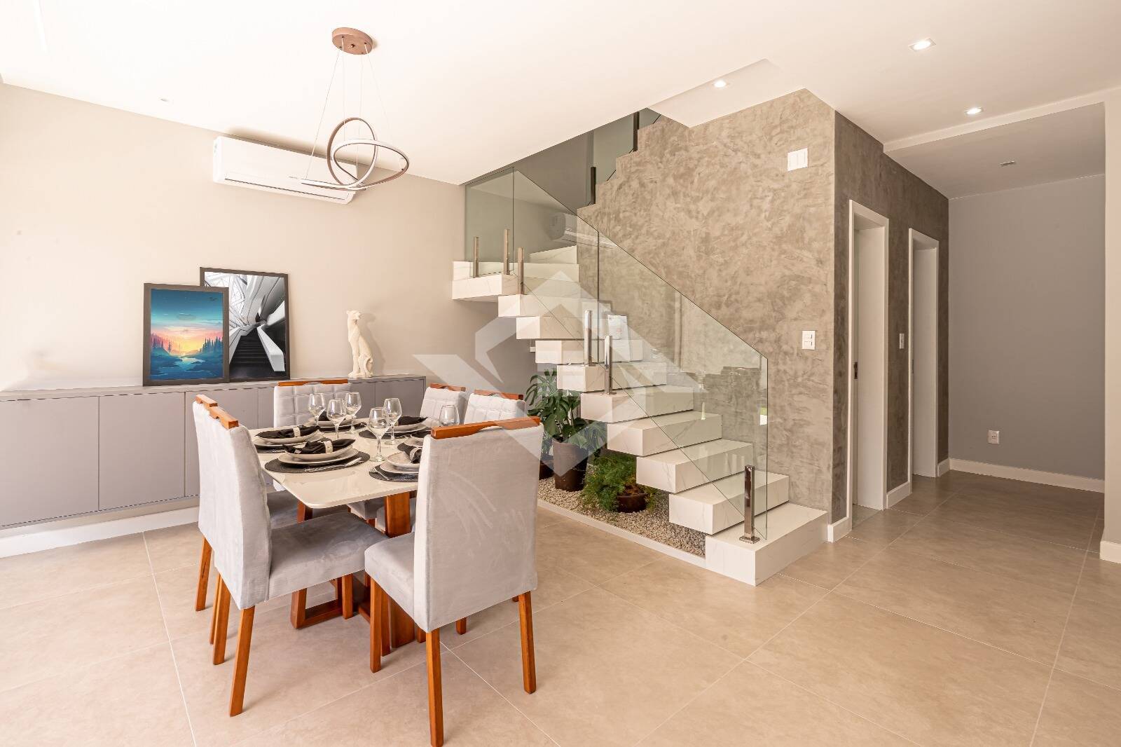 Casa à venda com 4 quartos, 202m² - Foto 4