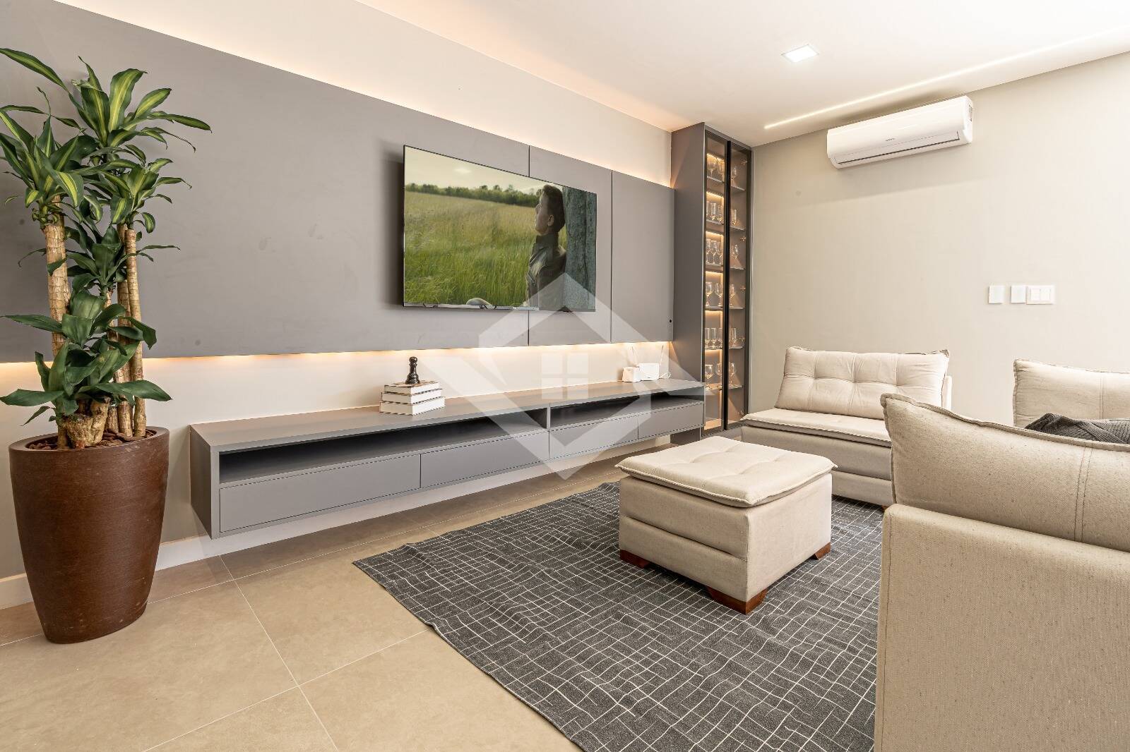 Casa à venda com 4 quartos, 202m² - Foto 11