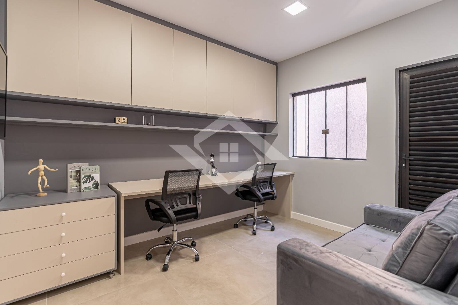 Casa à venda com 4 quartos, 202m² - Foto 14