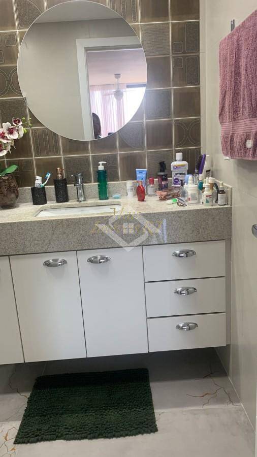 Apartamento à venda com 2 quartos, 105m² - Foto 8