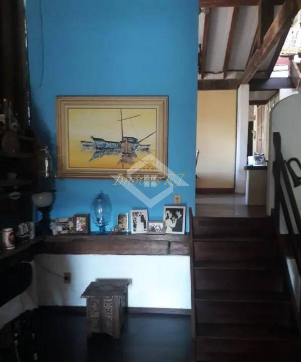 Casa à venda com 3 quartos, 360m² - Foto 7