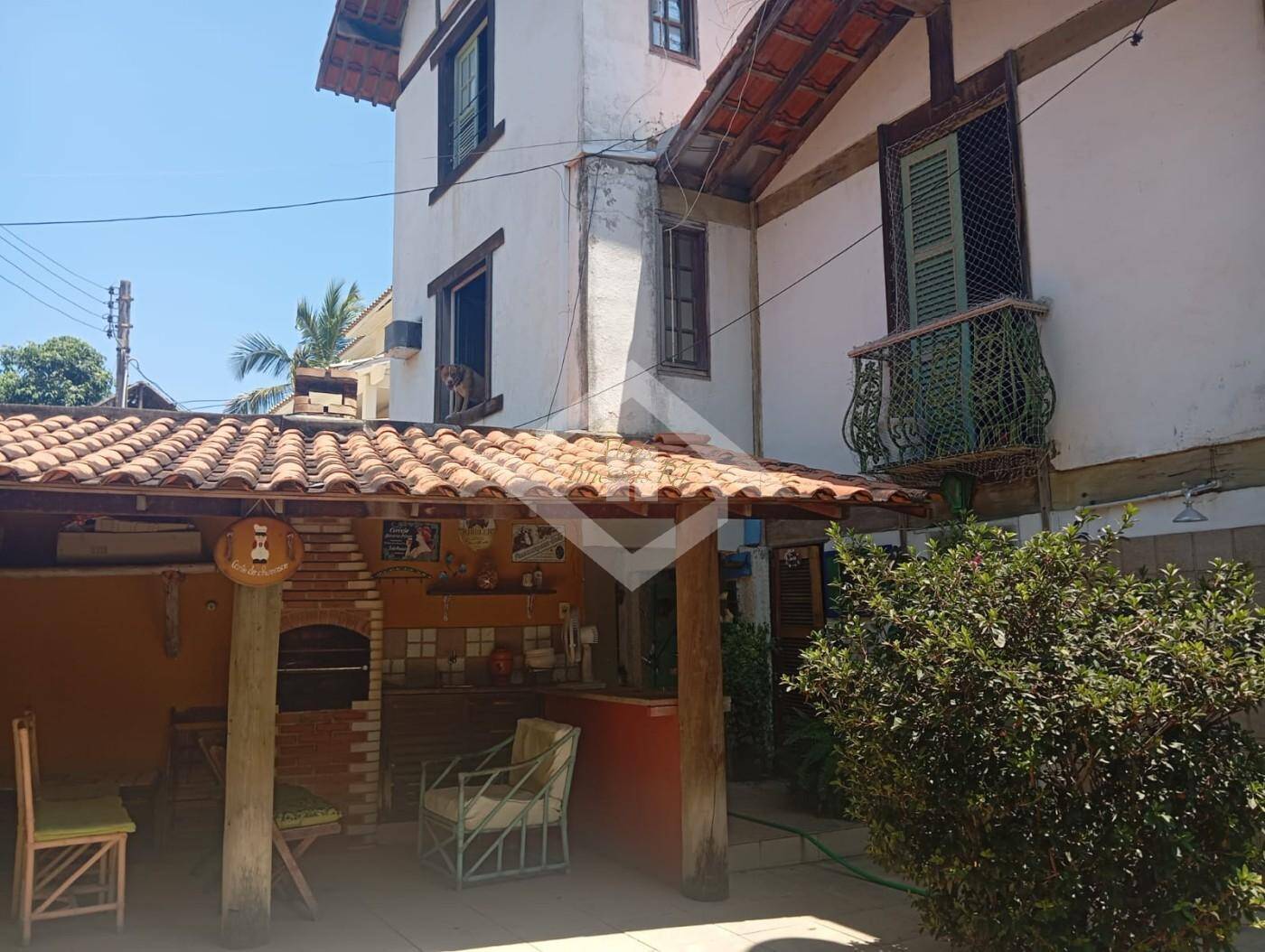 Casa à venda com 3 quartos, 360m² - Foto 2