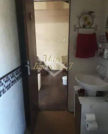 Casa à venda com 3 quartos, 360m² - Foto 11