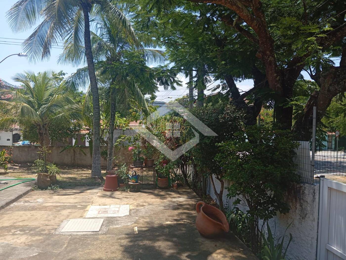 Casa à venda com 3 quartos, 360m² - Foto 20