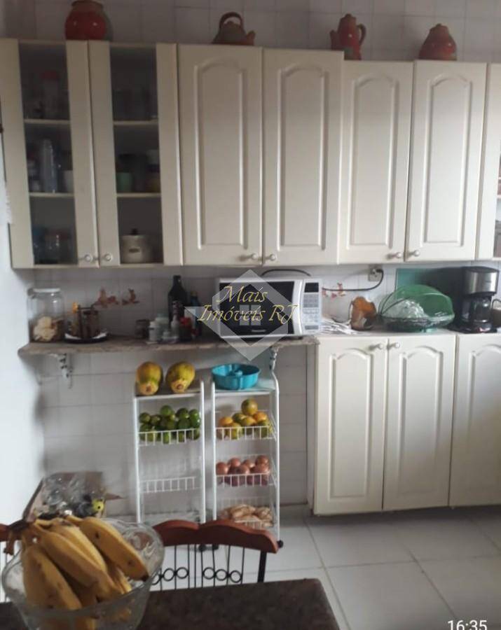 Casa à venda com 3 quartos, 360m² - Foto 21
