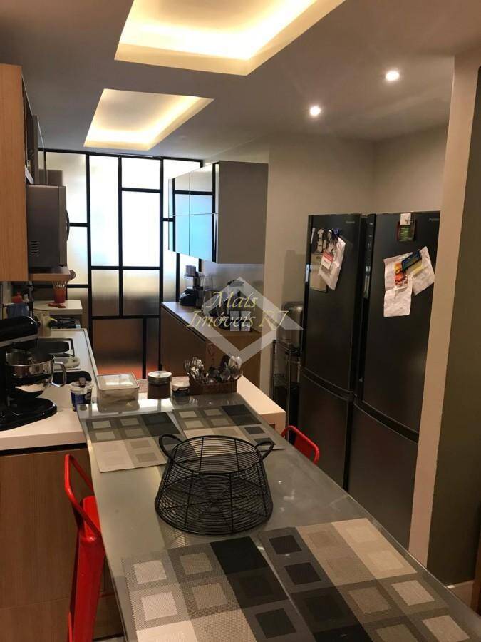 Apartamento à venda com 3 quartos, 115m² - Foto 12