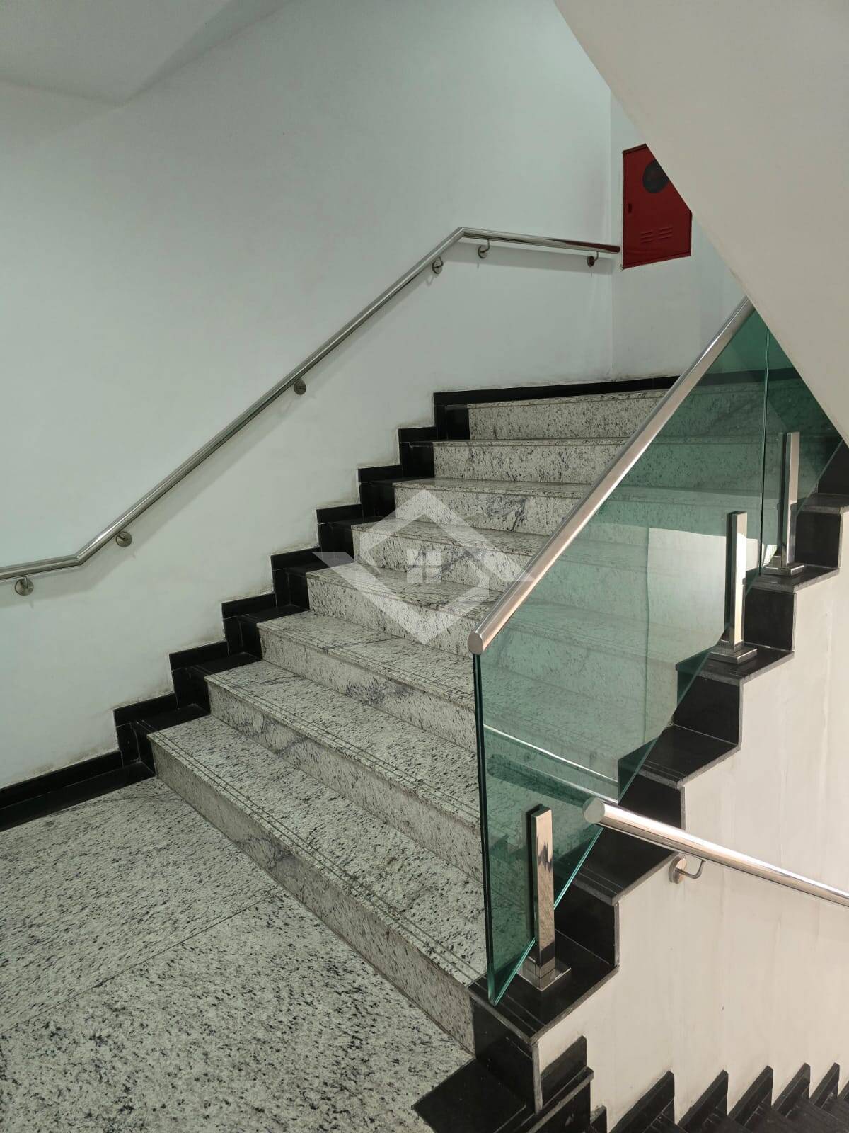 Depósito-Galpão-Armazém para alugar, 1000m² - Foto 9