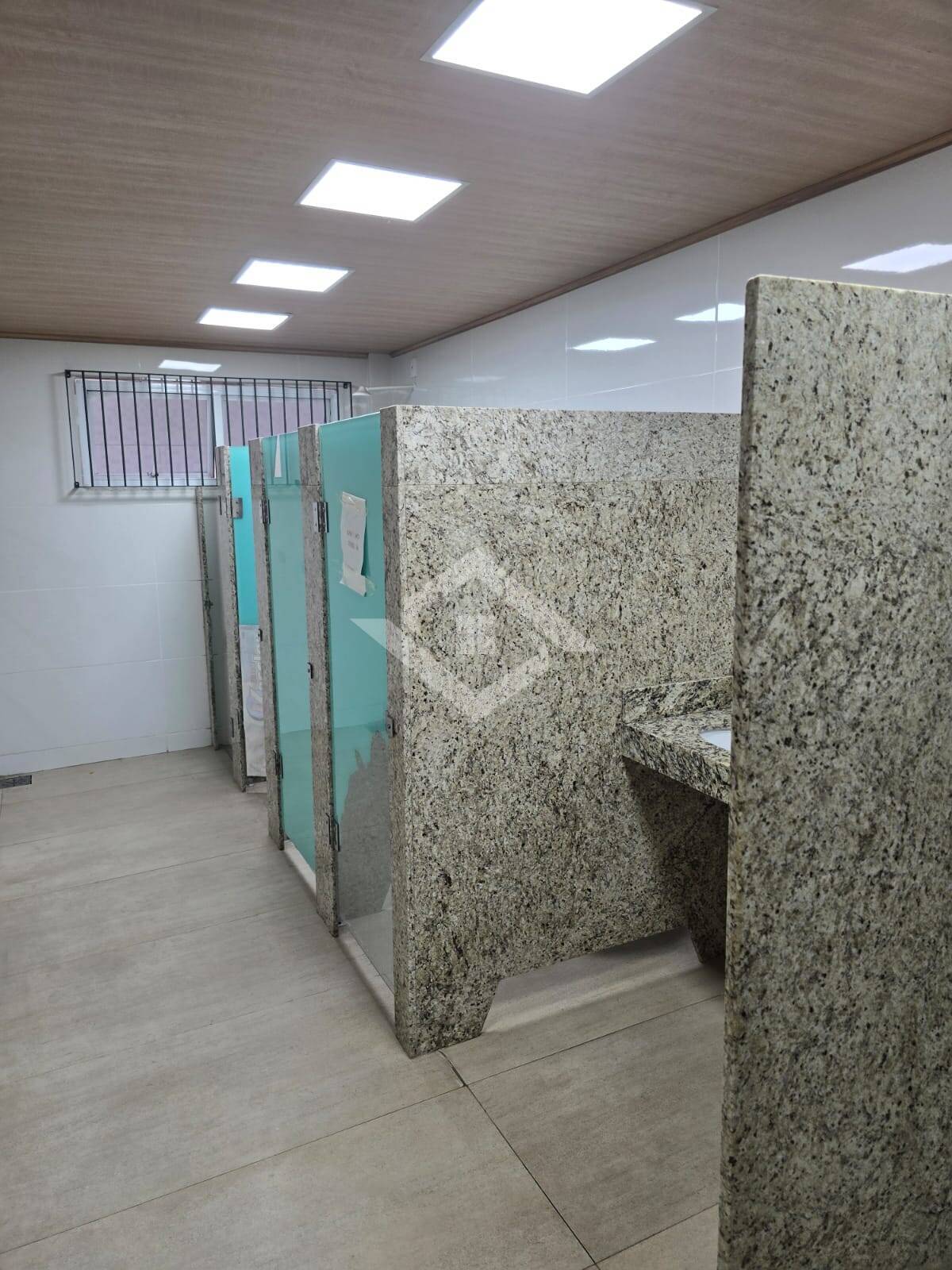 Depósito-Galpão-Armazém para alugar, 1000m² - Foto 31