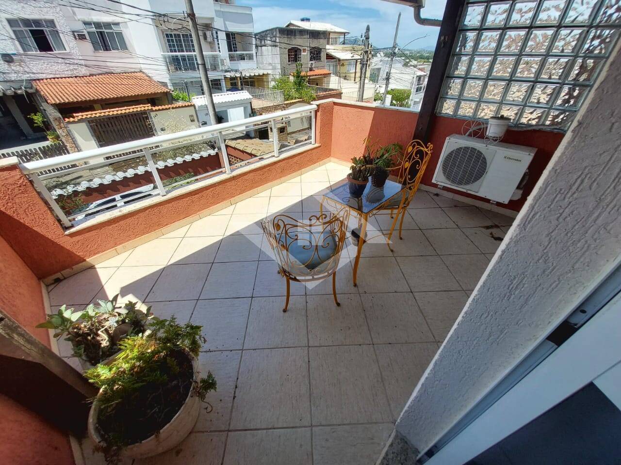 Casa à venda com 3 quartos, 130m² - Foto 10