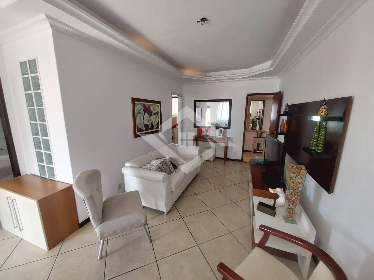 Casa à venda com 3 quartos, 130m² - Foto 1