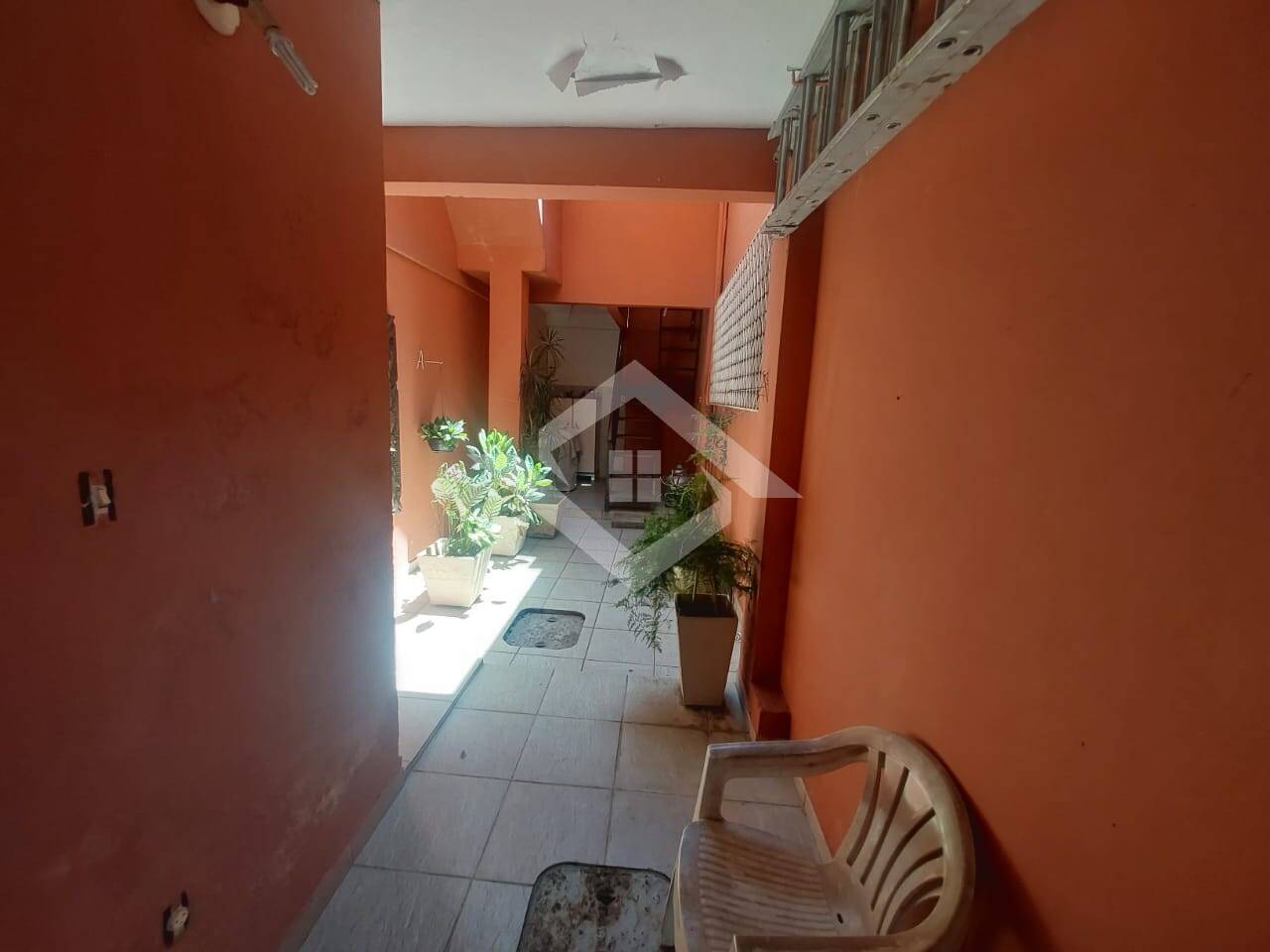 Casa à venda com 3 quartos, 130m² - Foto 37