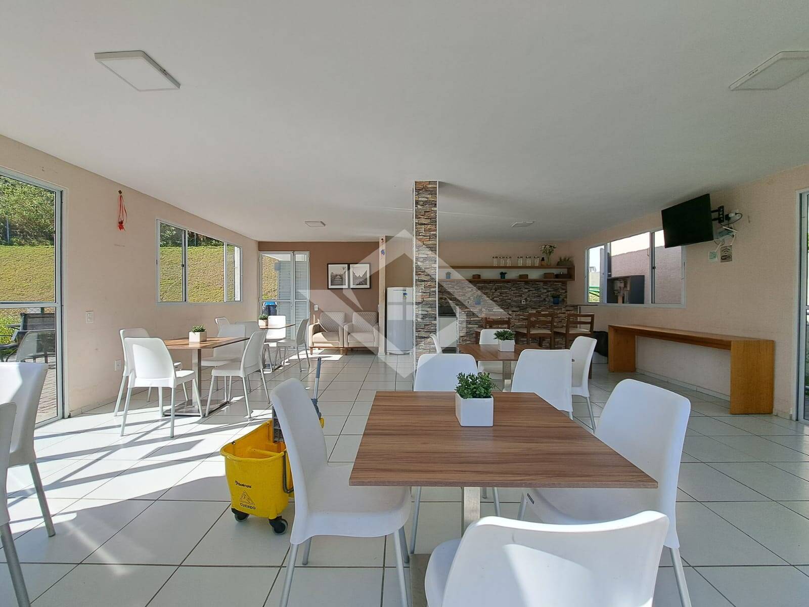 Apartamento para alugar com 2 quartos, 56m² - Foto 8