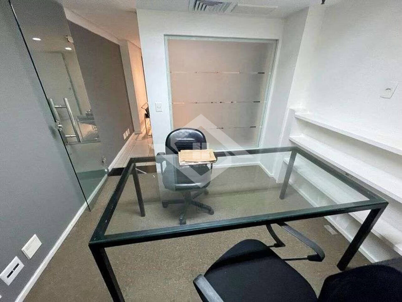 Prédio Inteiro para alugar, 72m² - Foto 8