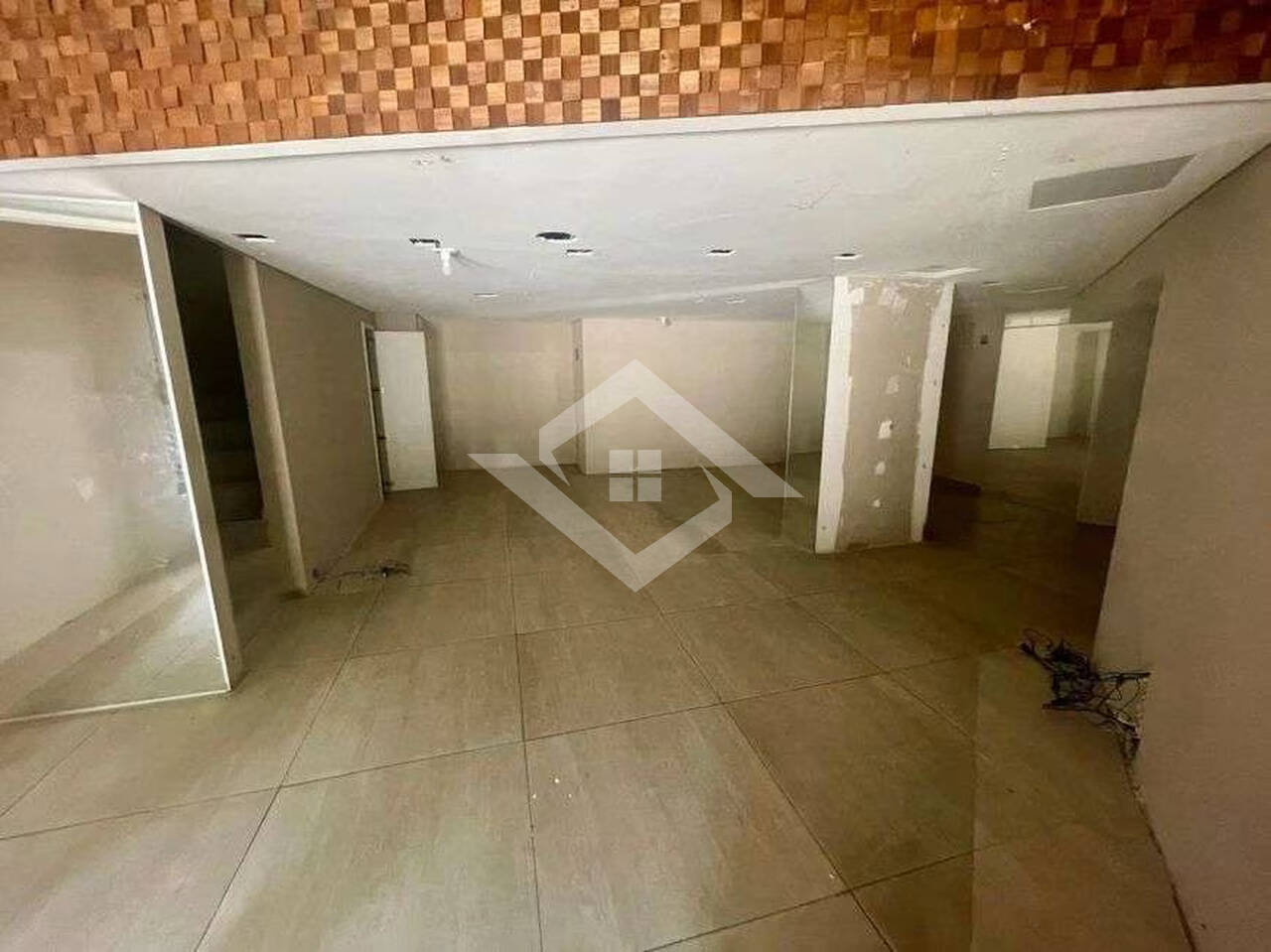 Loja-Salão para alugar, 106m² - Foto 3