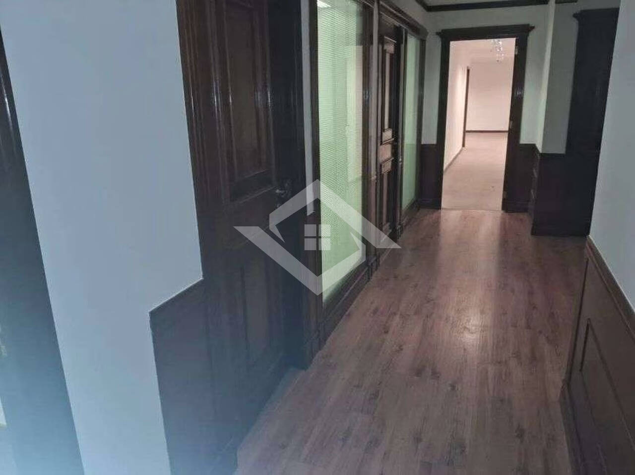 Prédio Inteiro para alugar, 230m² - Foto 8