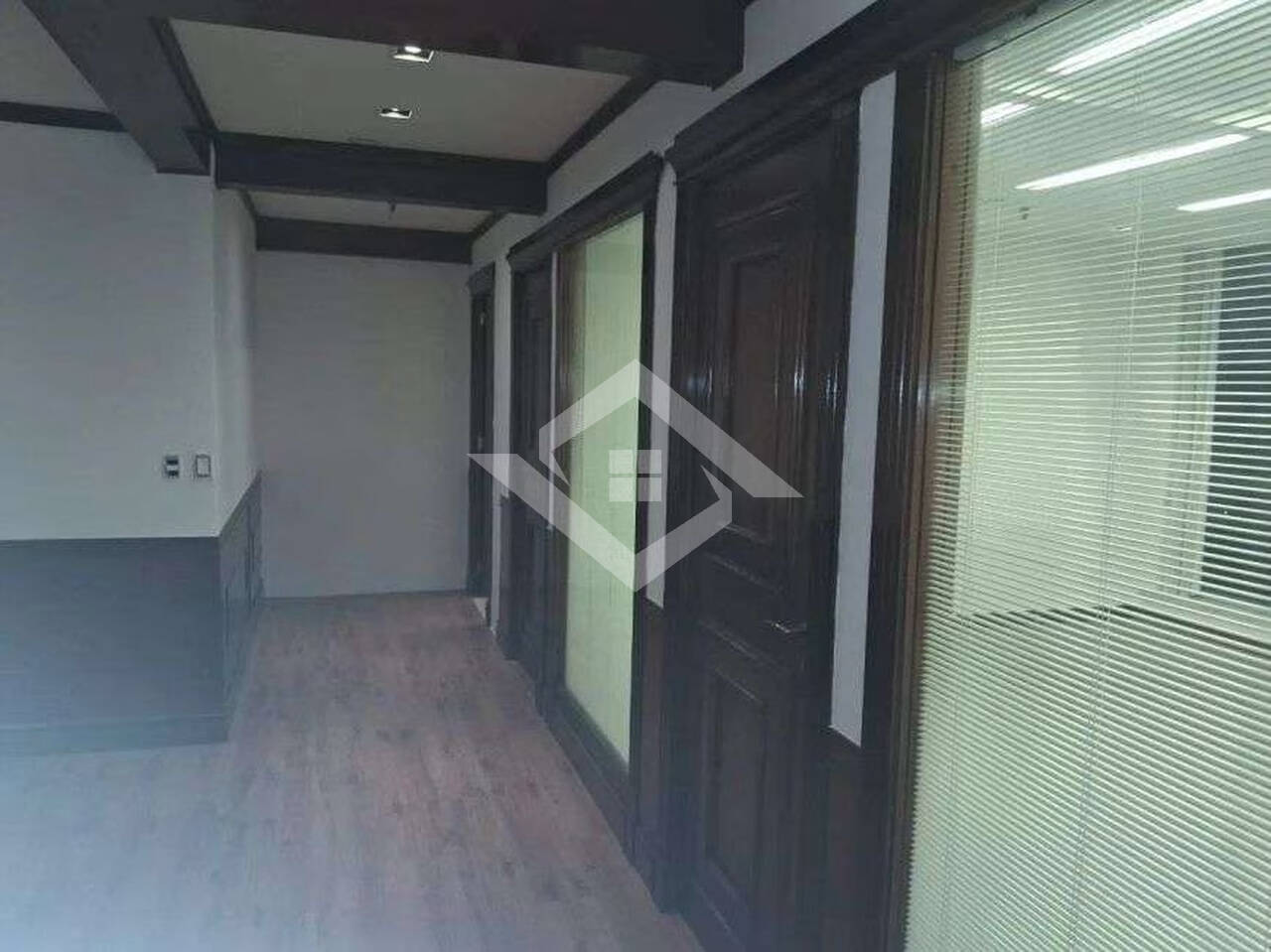 Prédio Inteiro para alugar, 230m² - Foto 9