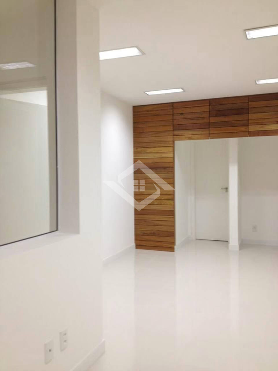 Prédio Inteiro à venda e aluguel, 72m² - Foto 2