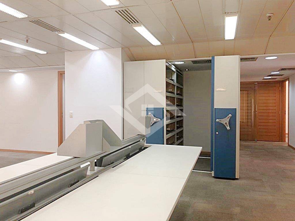 Prédio Inteiro para alugar, 242m² - Foto 11