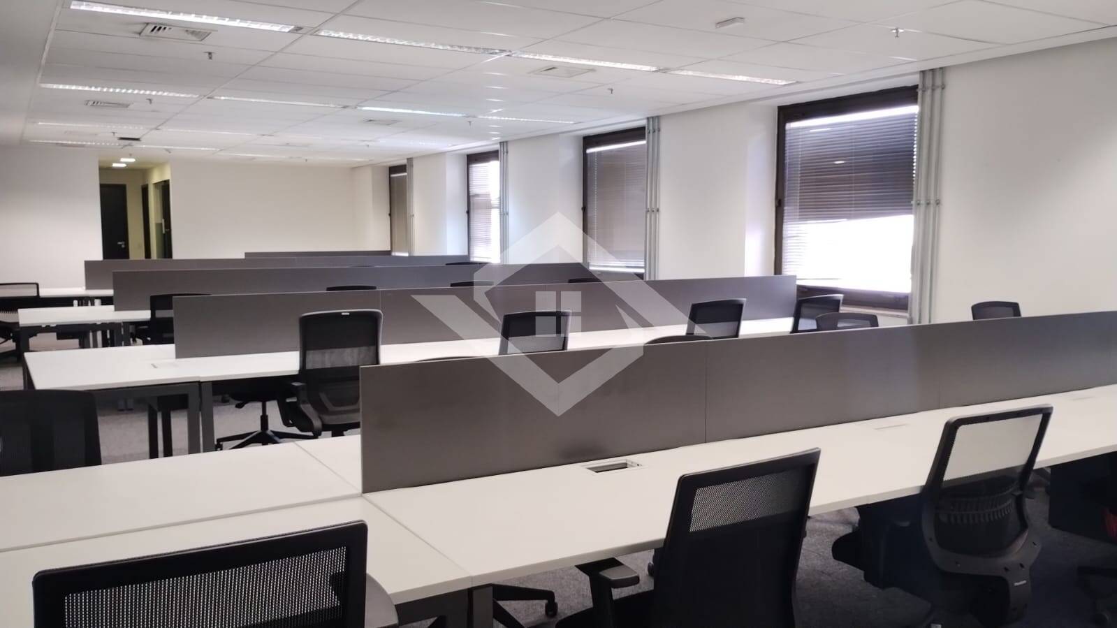 Prédio Inteiro para alugar, 286m² - Foto 1