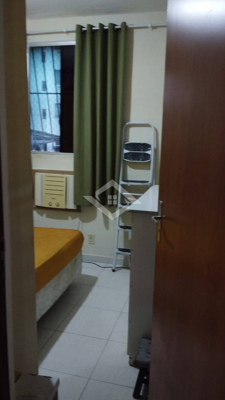 Apartamento à venda com 1 quarto, 40m² - Foto 2