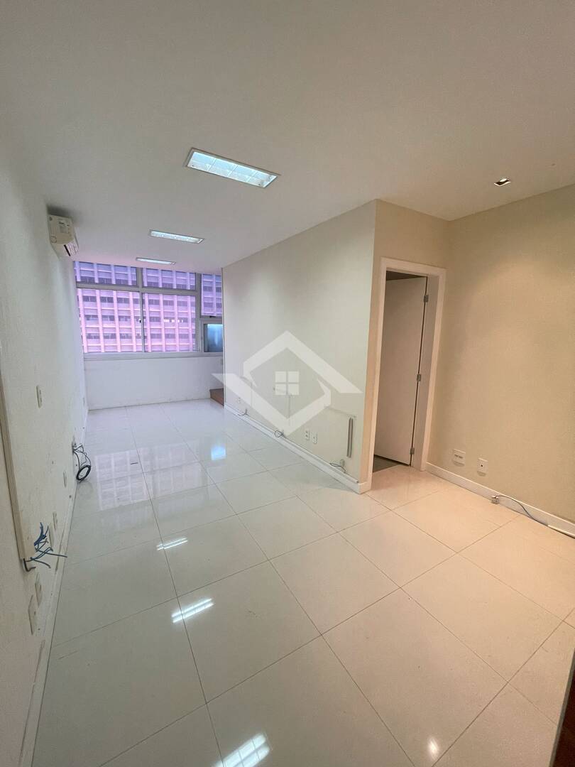 Prédio Inteiro à venda e aluguel, 72m² - Foto 1