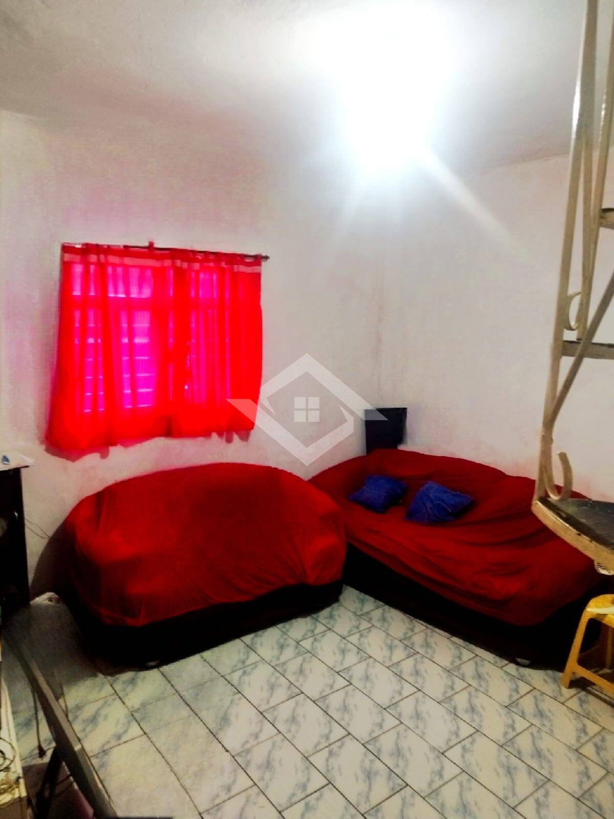 Casa à venda com 5 quartos, 10m² - Foto 4