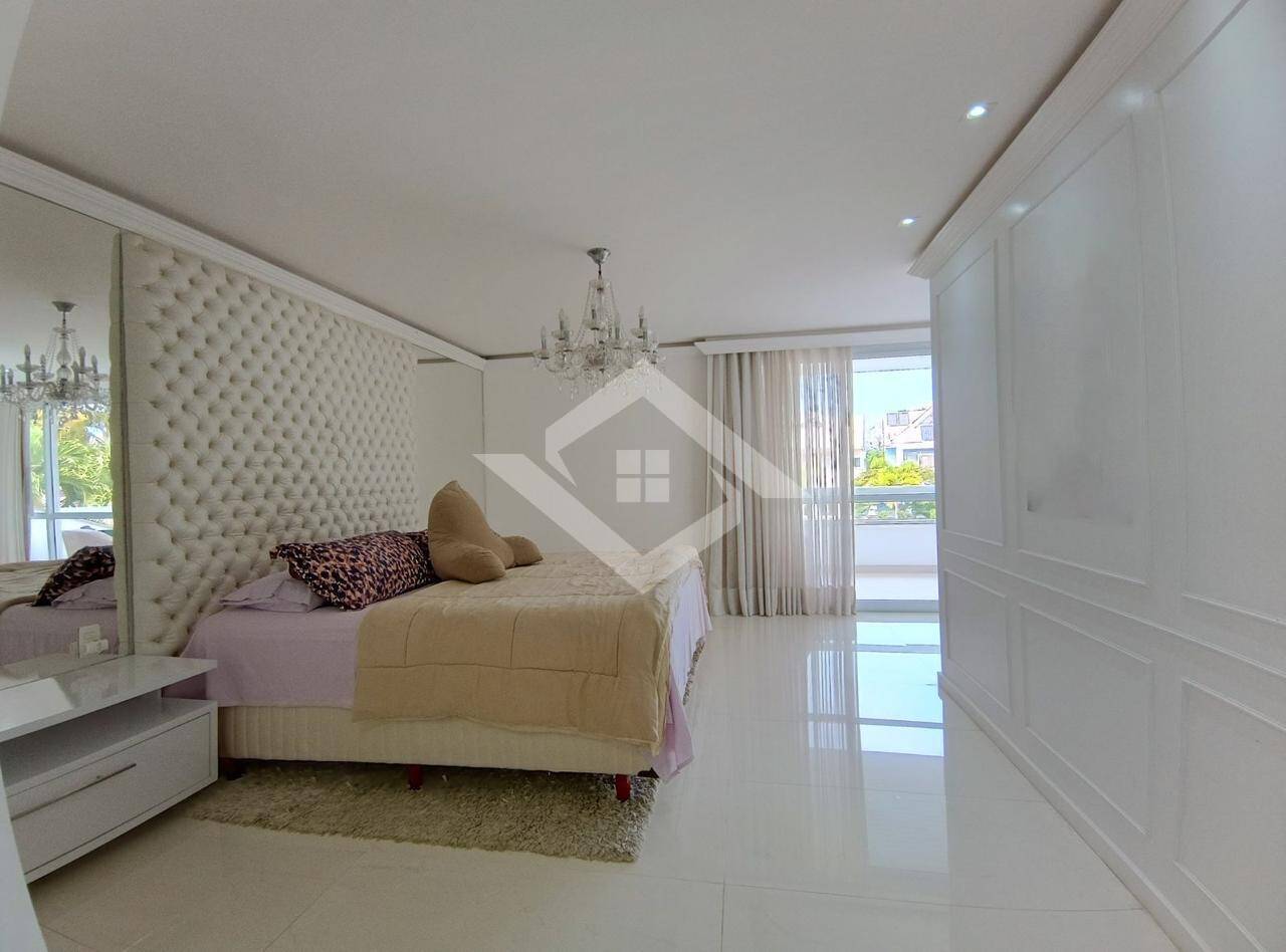 Casa para alugar com 4 quartos, 480m² - Foto 22