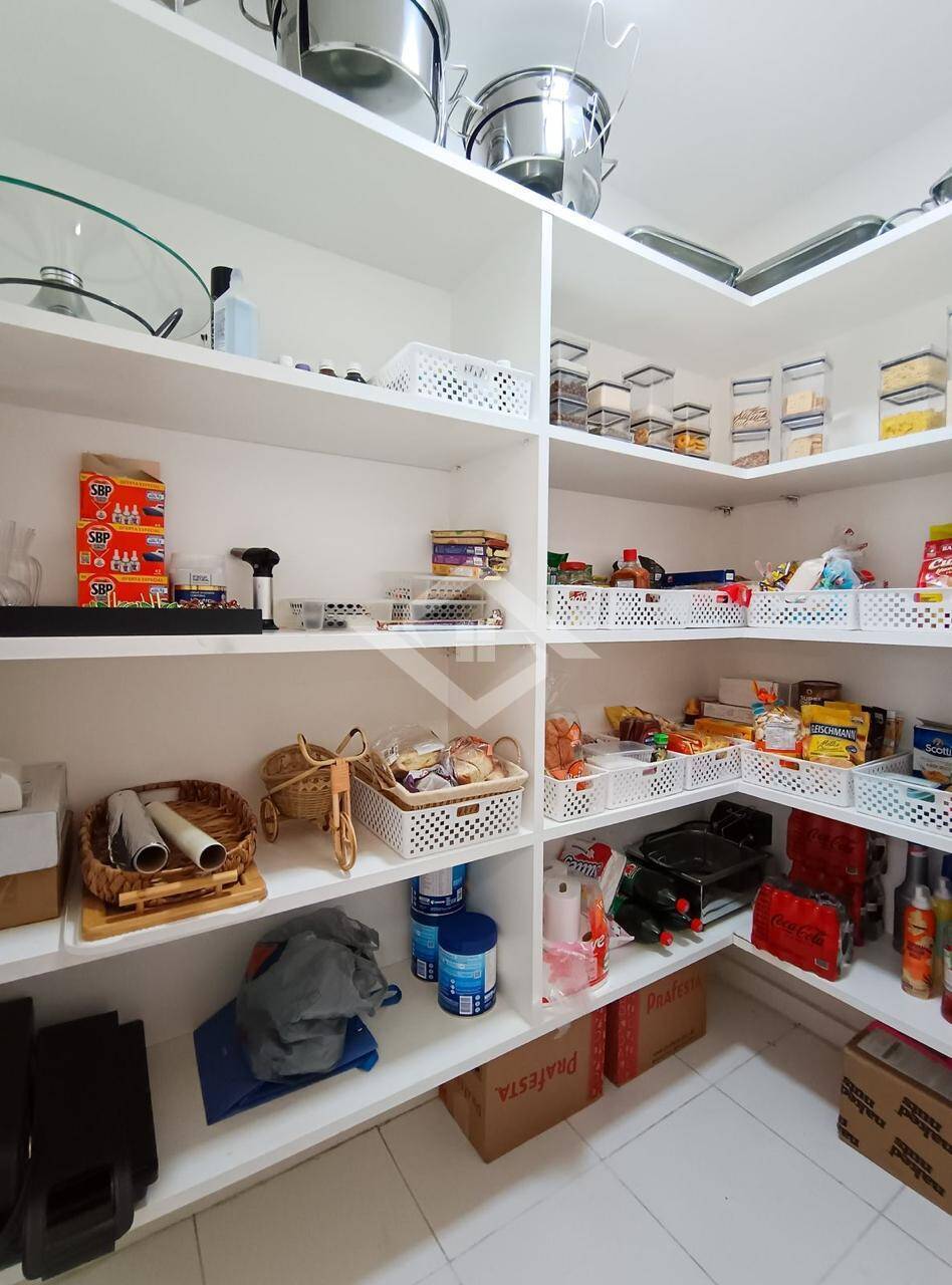Casa para alugar com 4 quartos, 480m² - Foto 34