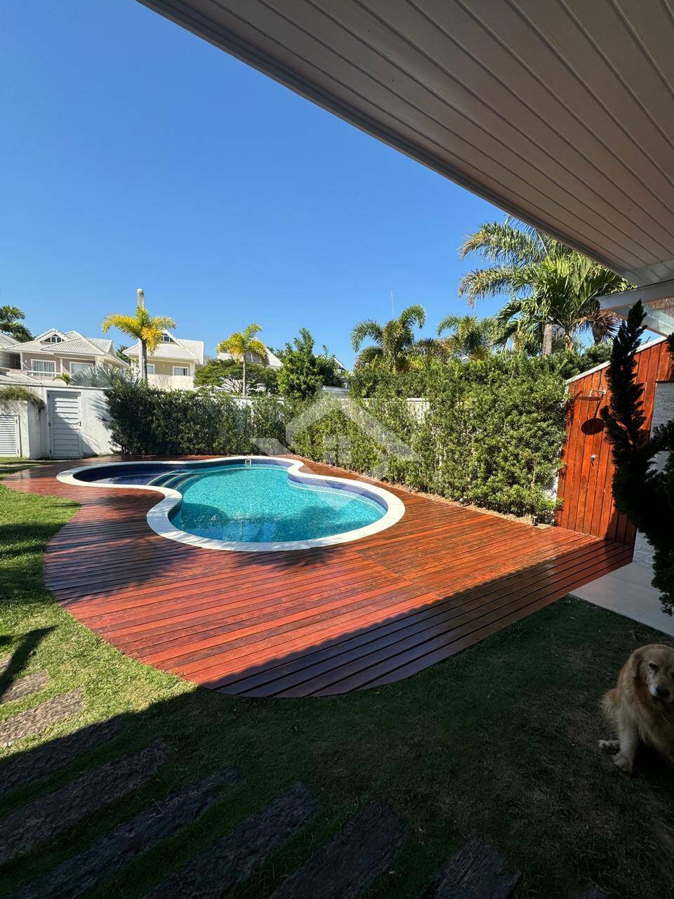 Casa para alugar com 4 quartos, 480m² - Foto 41
