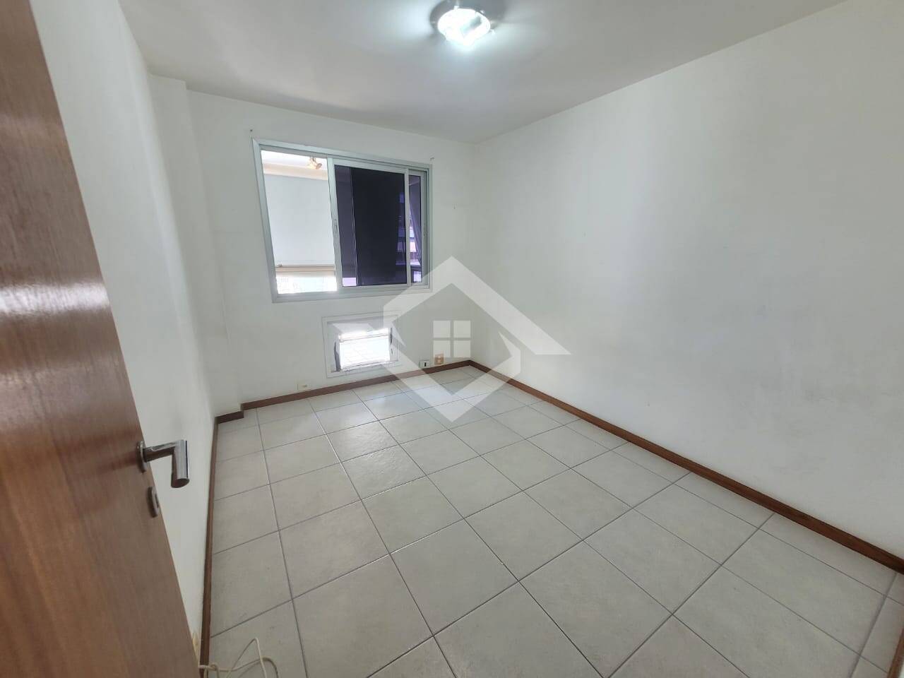 Apartamento, 2 quartos, 72 m² - Foto 11