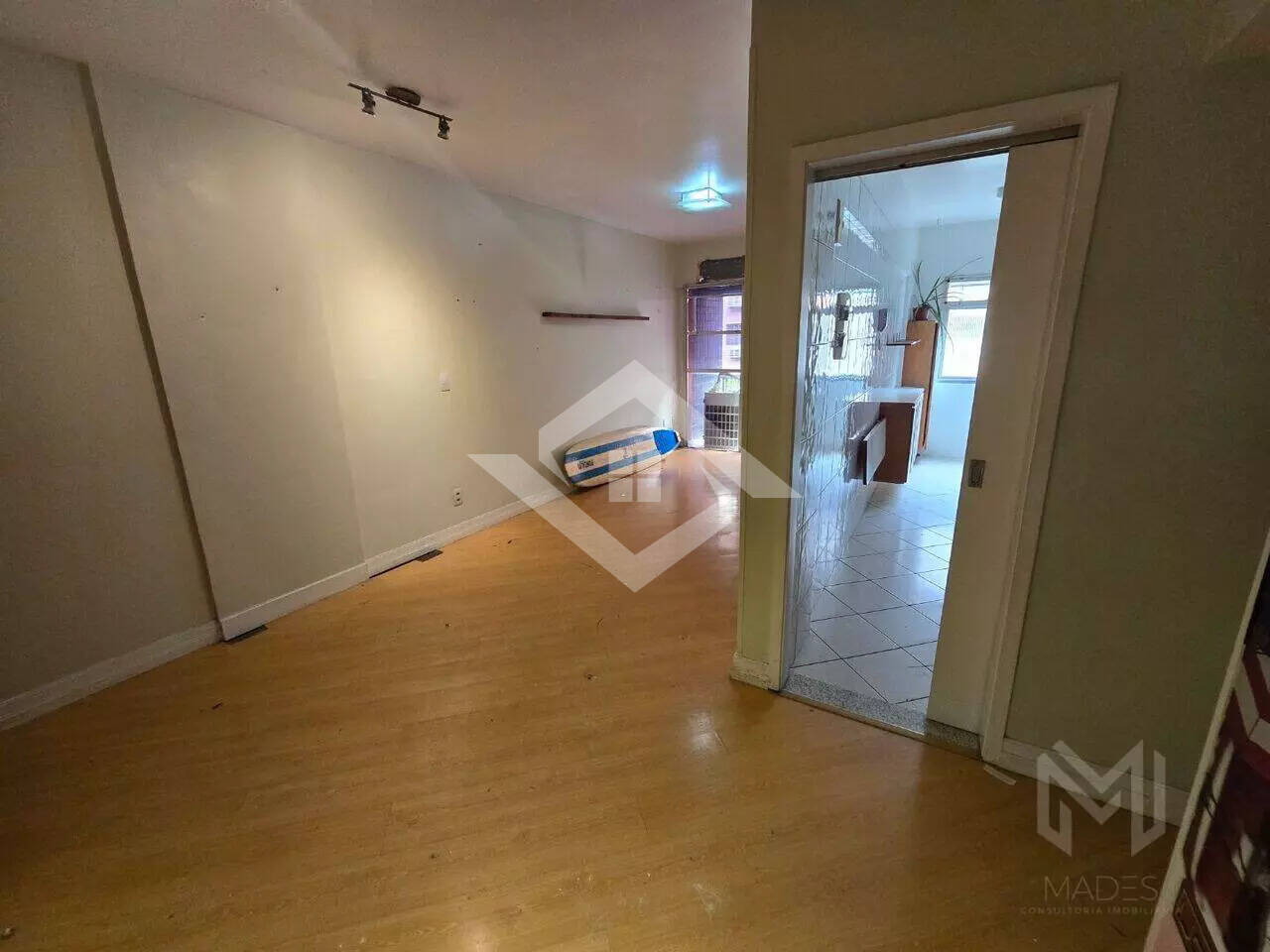 Apartamento à venda com 3 quartos, 80m² - Foto 32