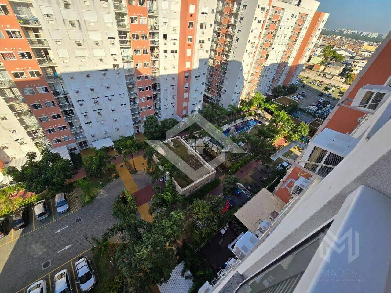 Apartamento à venda com 2 quartos, 61m² - Foto 2
