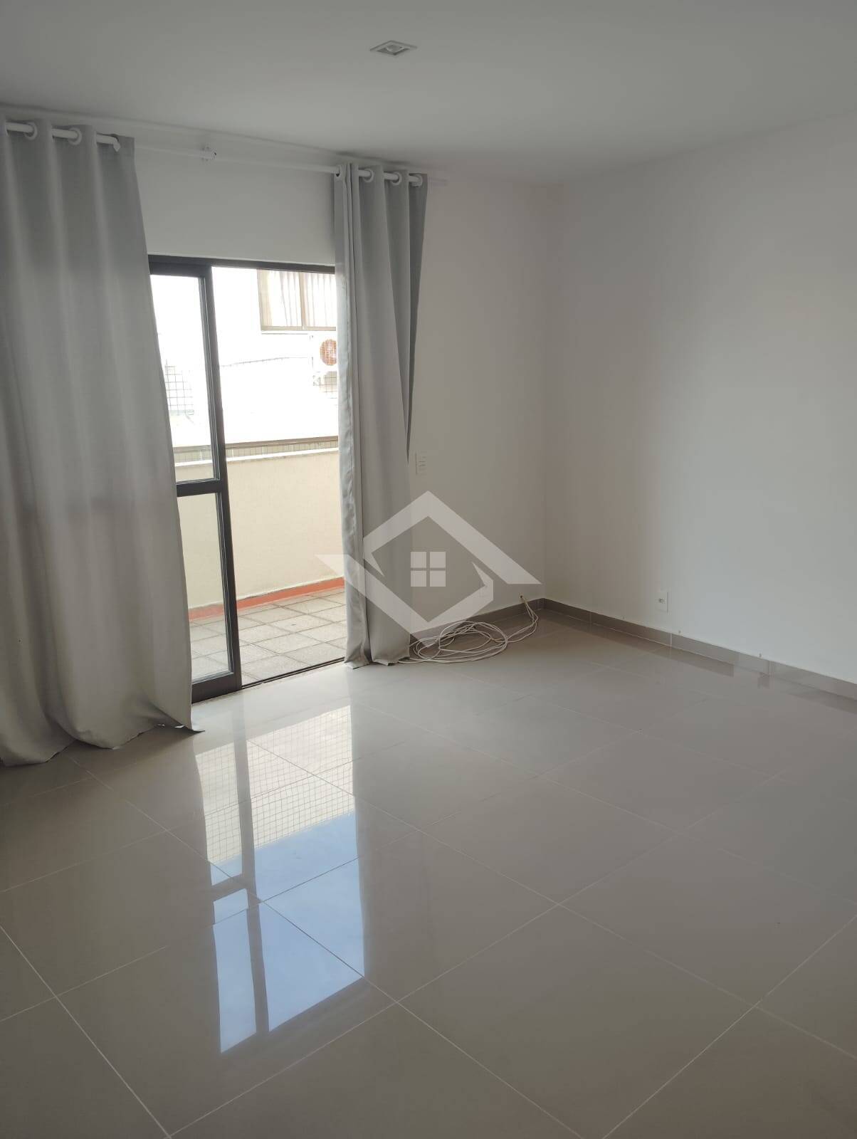 Cobertura para alugar com 3 quartos, 206m² - Foto 10