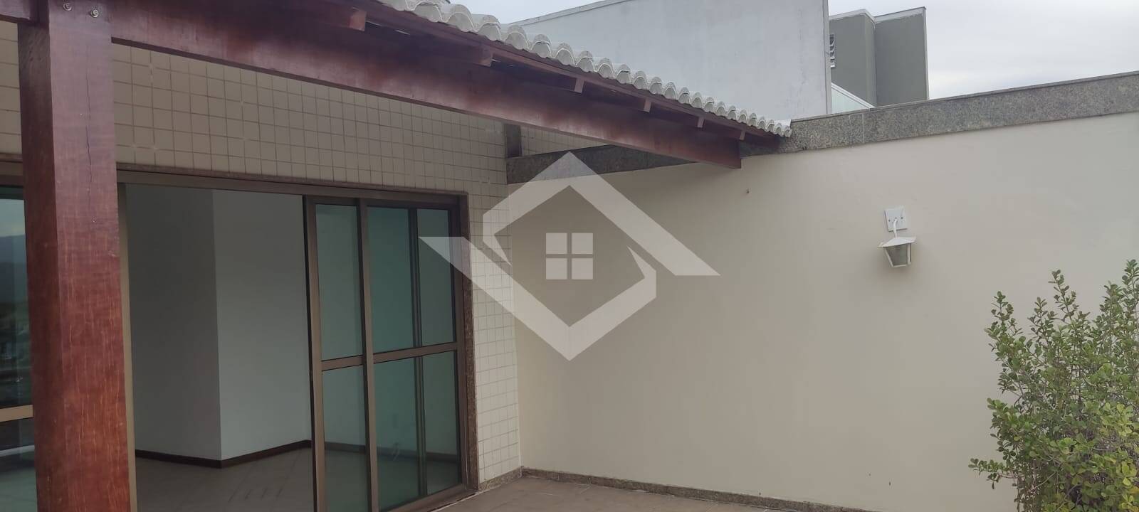 Cobertura para alugar com 3 quartos, 108m² - Foto 2