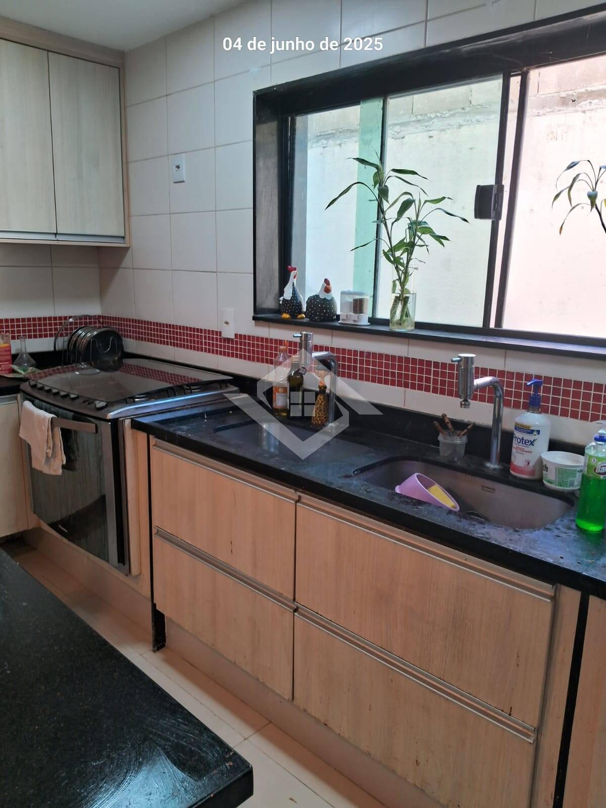 Casa para alugar com 4 quartos, 320m² - Foto 20