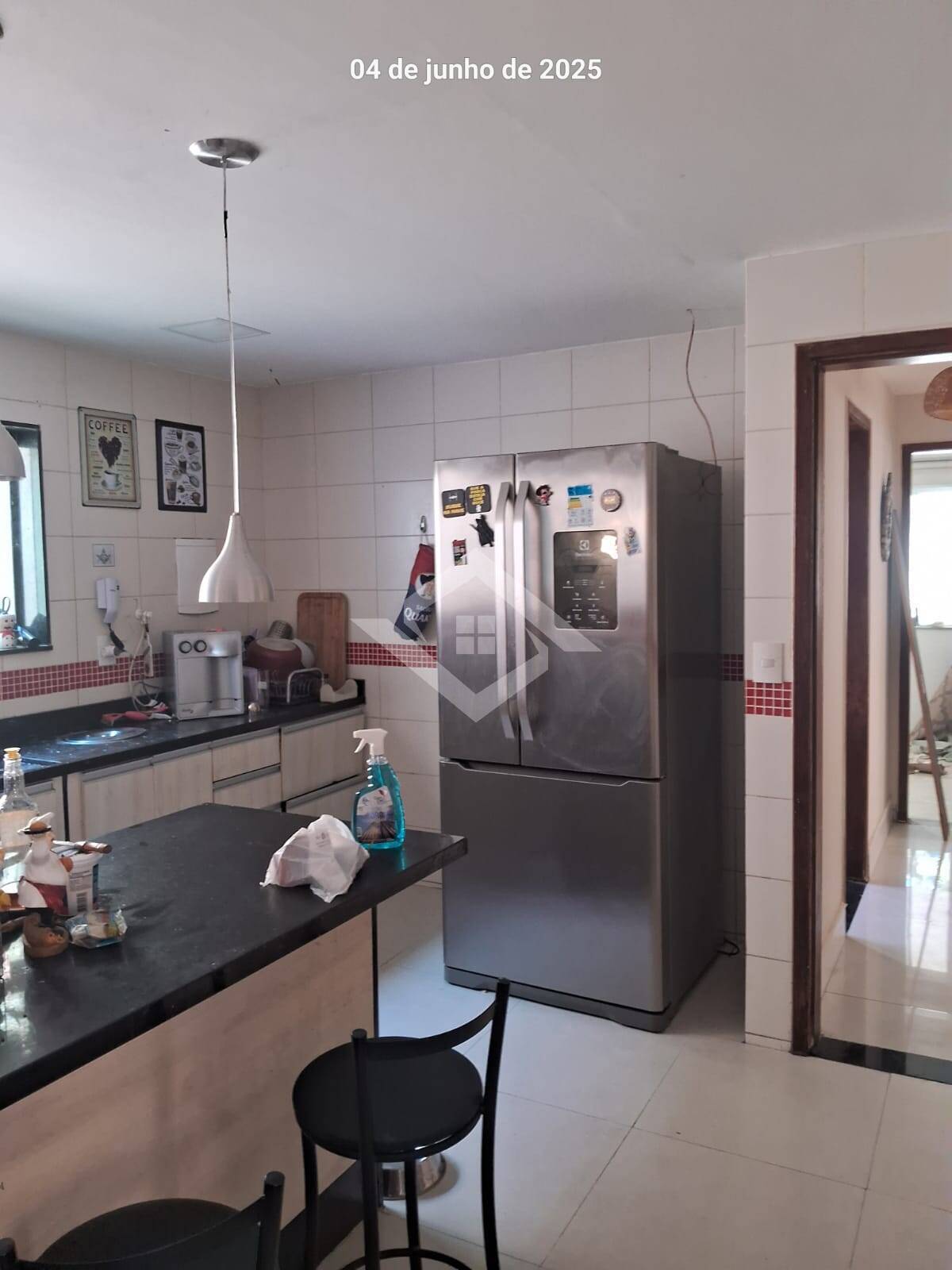 Casa para alugar com 4 quartos, 320m² - Foto 32