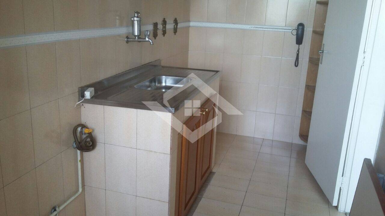 Apartamento à venda com 2 quartos, 69m² - Foto 18