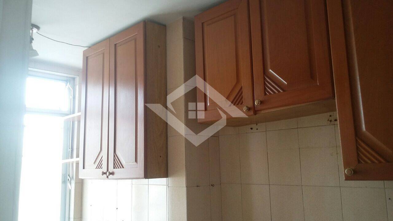 Apartamento à venda com 2 quartos, 69m² - Foto 24